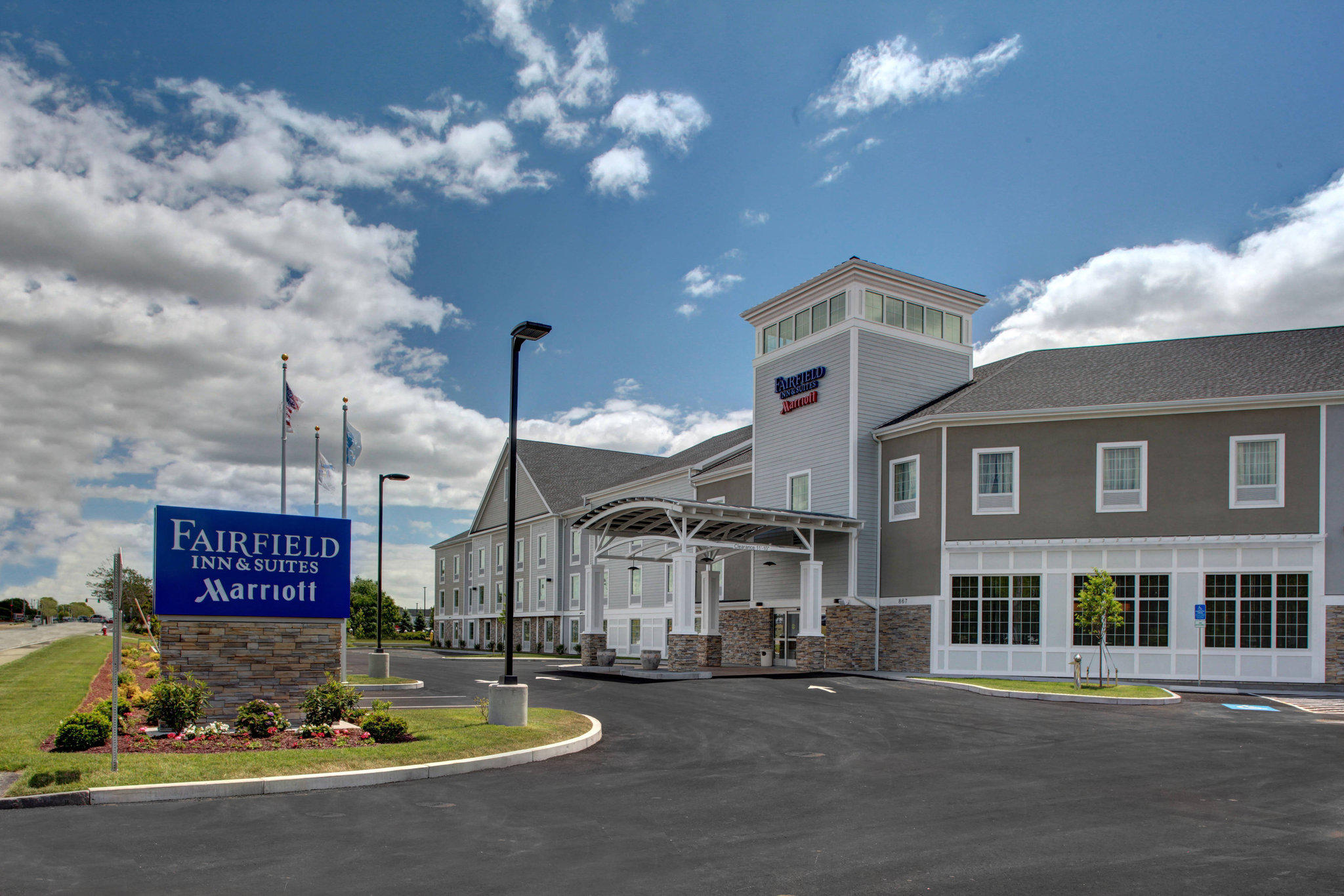 Fairfield Inn & Suites by Marriott Cape Cod Hyannis Photo