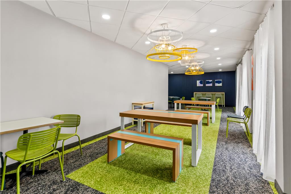 Spark by Hilton Lexington Image