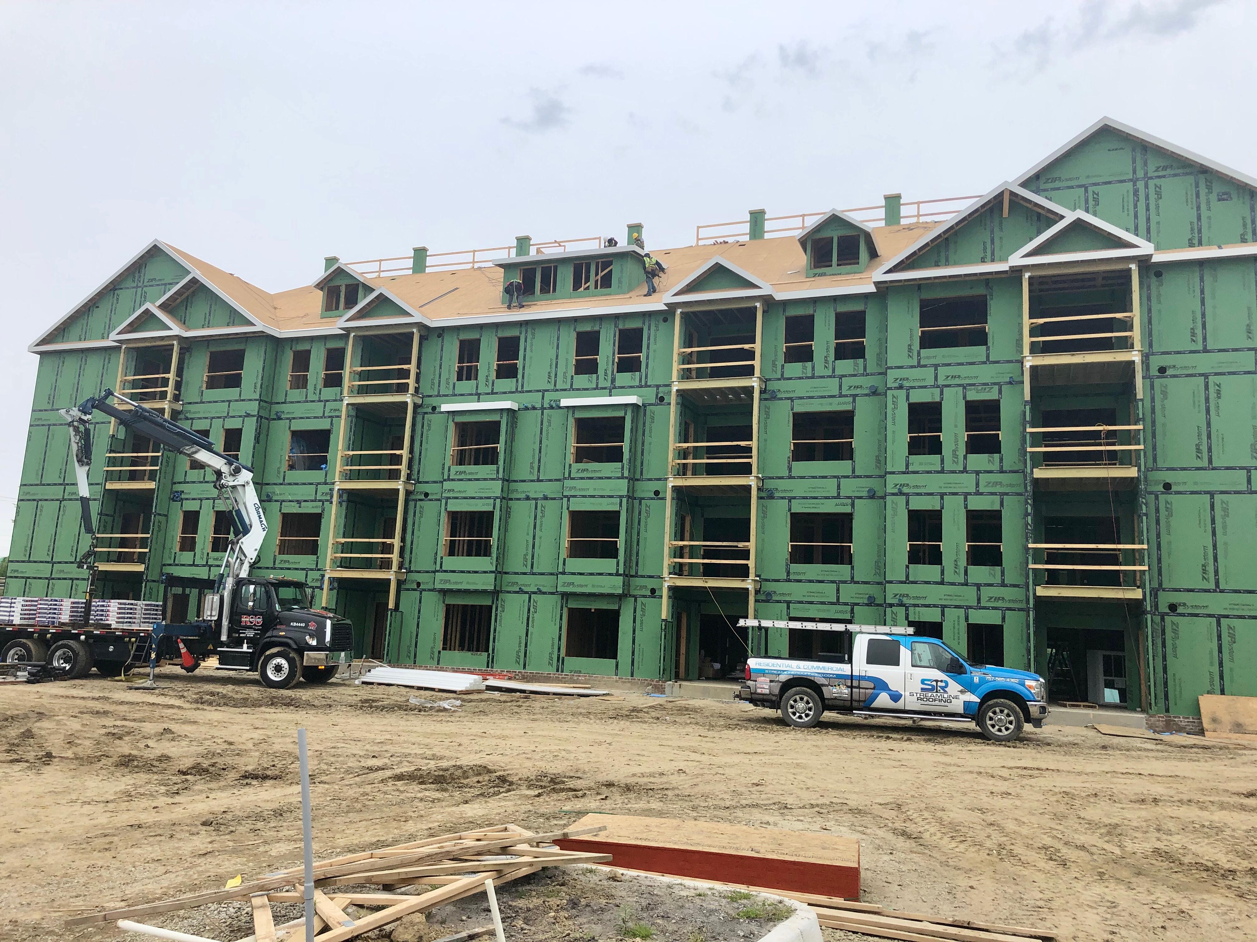 Streamline Roofing Image