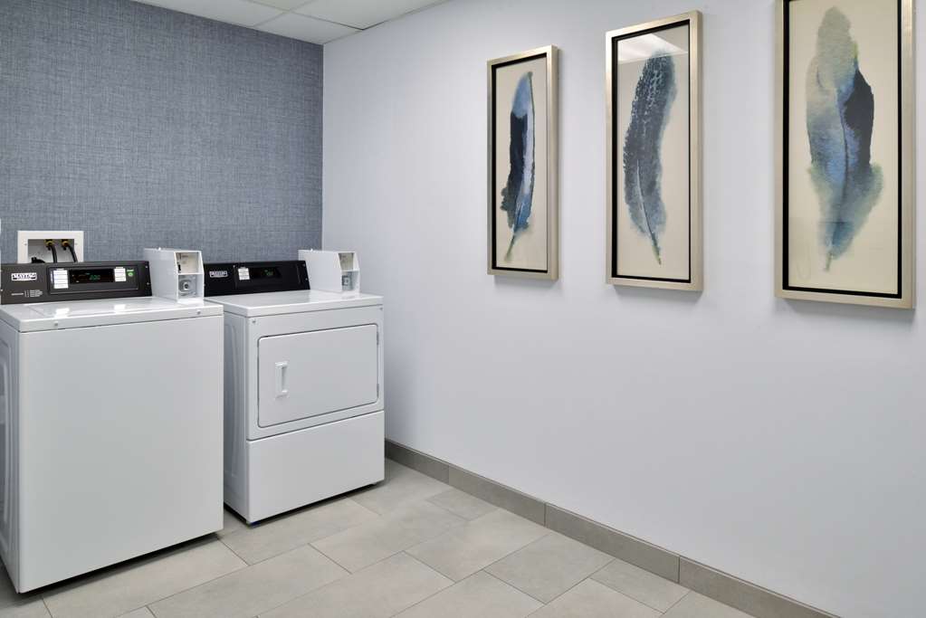 Hilton Garden Inn Napa Image