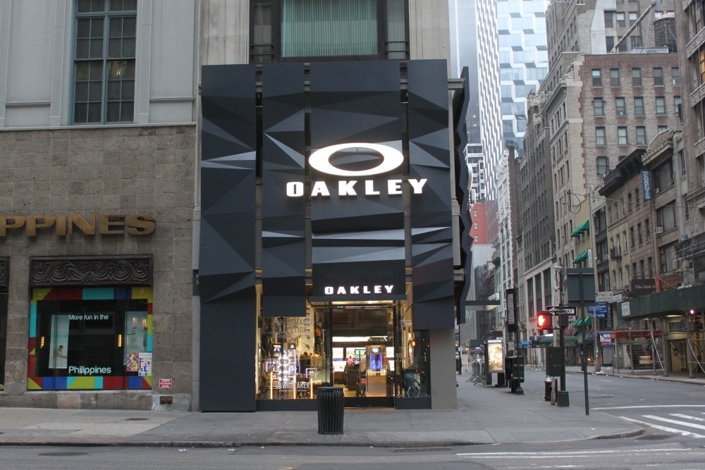Mapstr - Shopping_women Oakley Store 