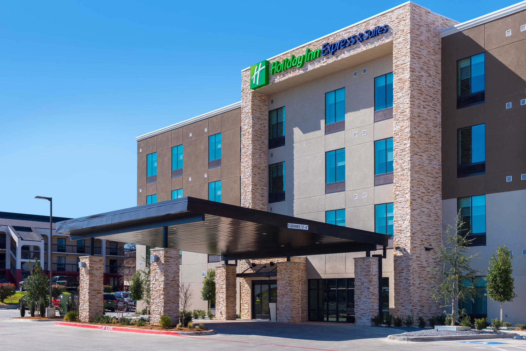 Holiday Inn Express & Suites Fort Worth West Photo