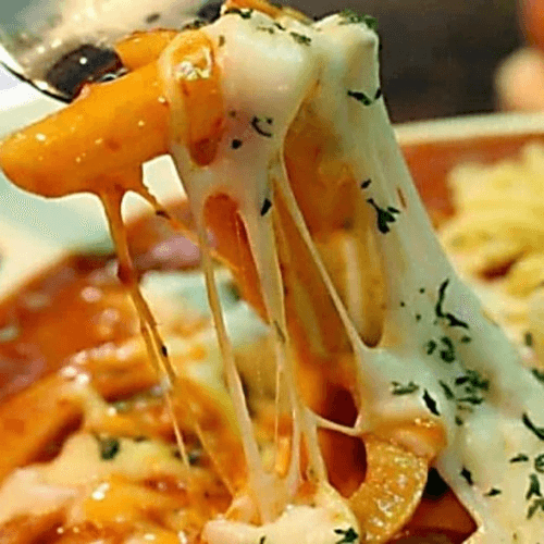 Cheese Ddeok Bokki (치즈떡볶이)