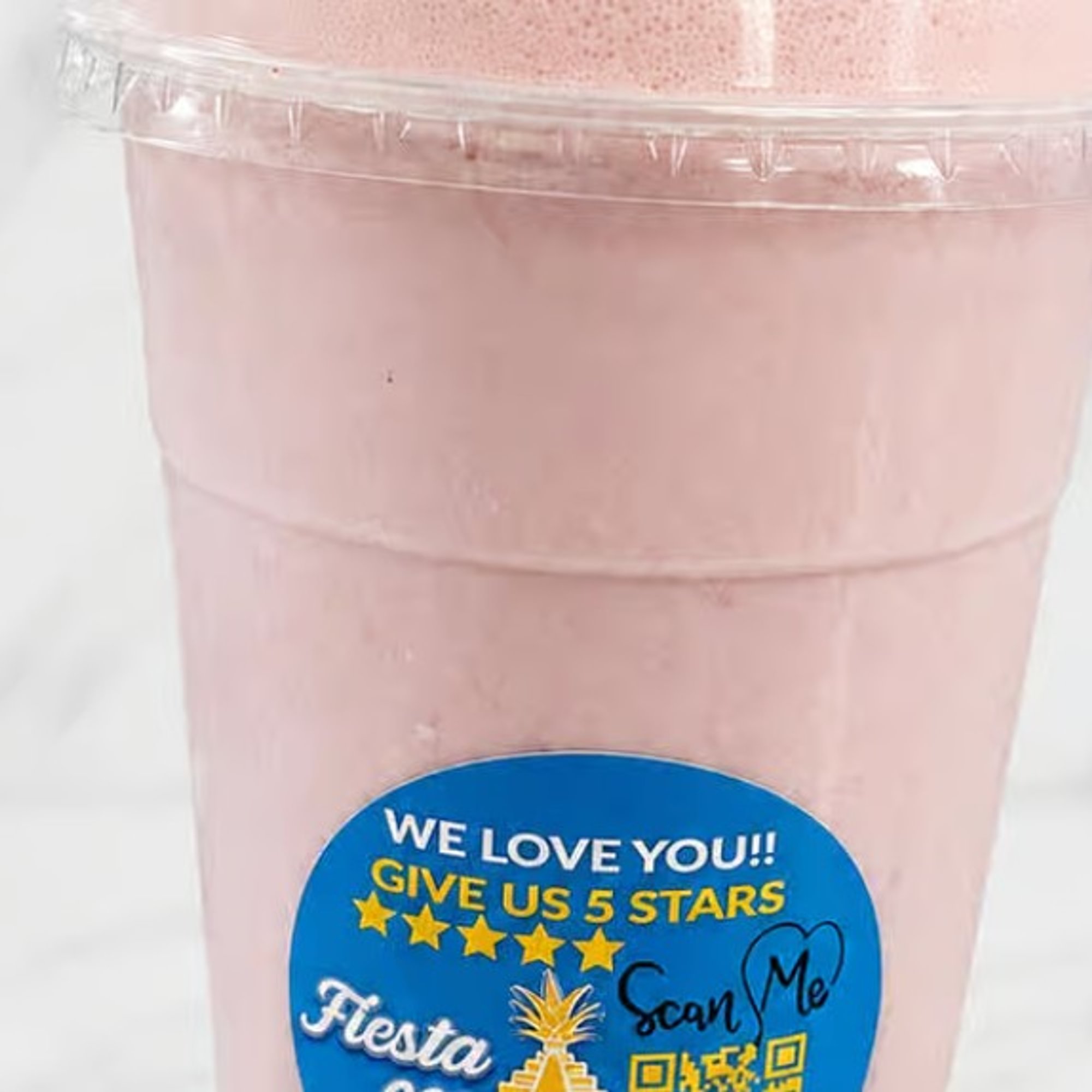 Licuado de Fruta Natural Grande / Large Shake