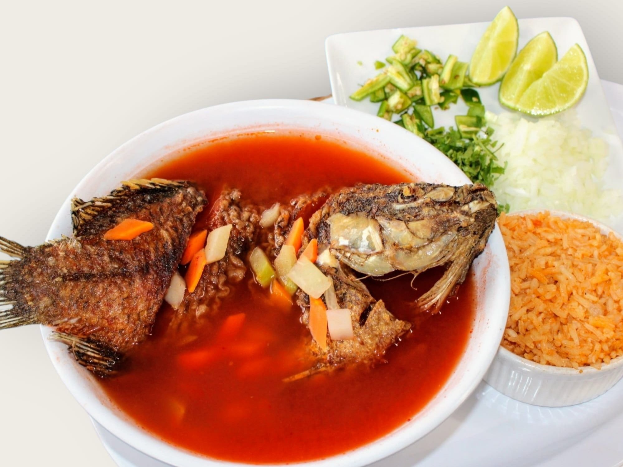 Caldo de Mojarra
