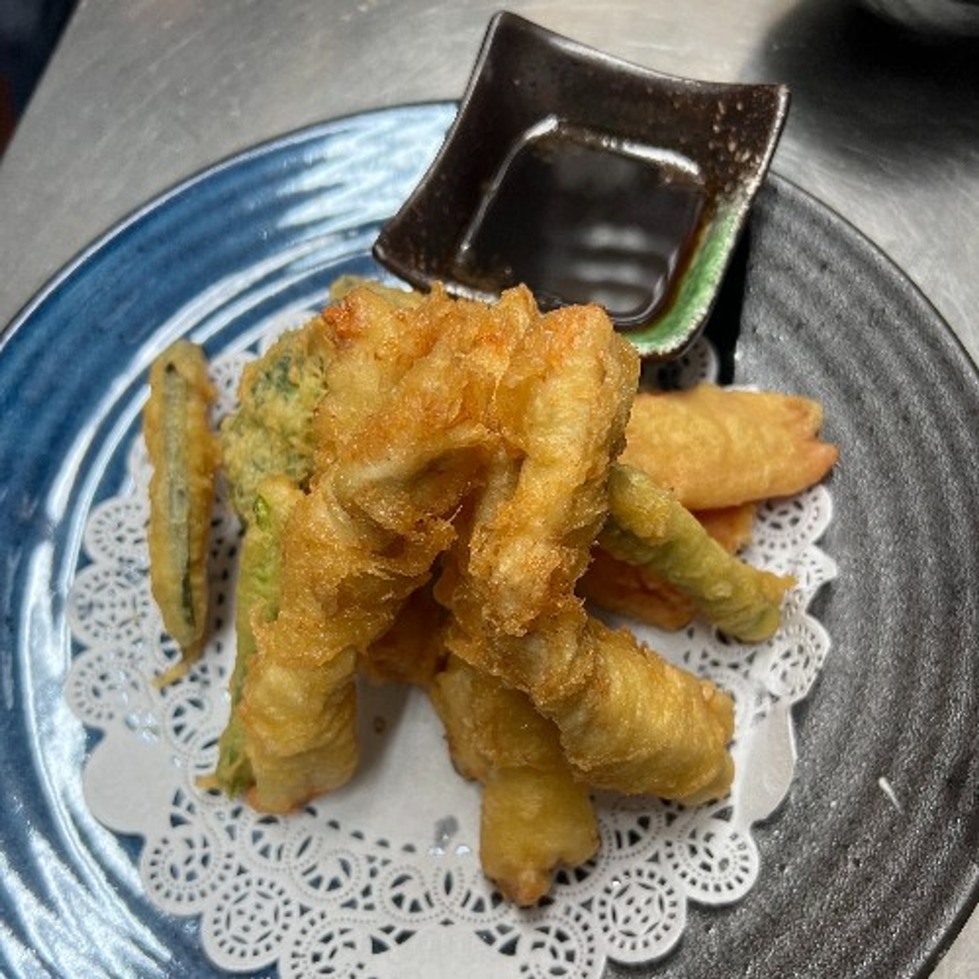 Chicken (5 pcs) & Vegetable (6 pcs) Tempura