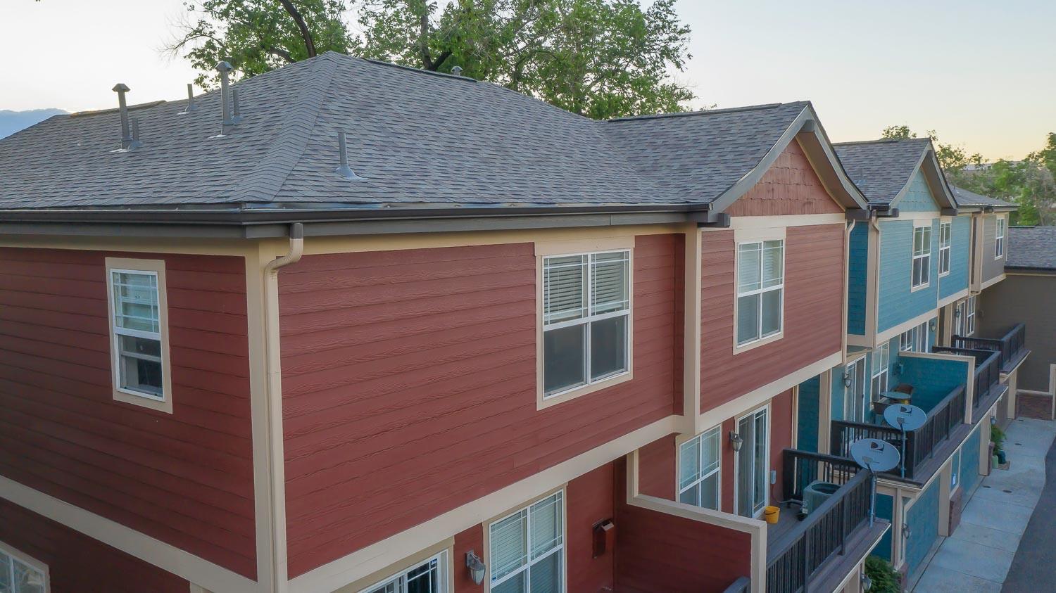 ELK Roofing & Construction Image