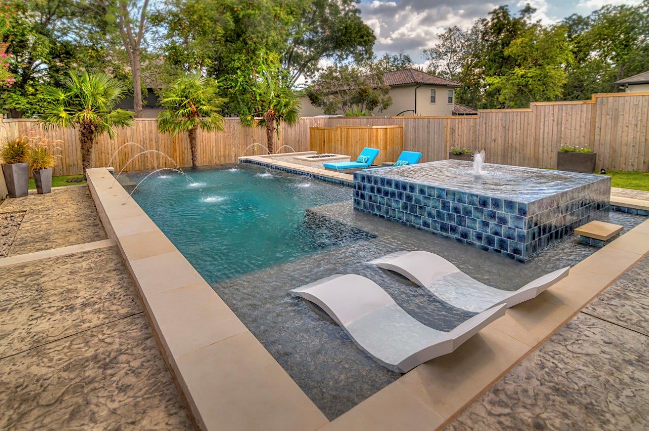 Riverbend Sandler Pools Photo