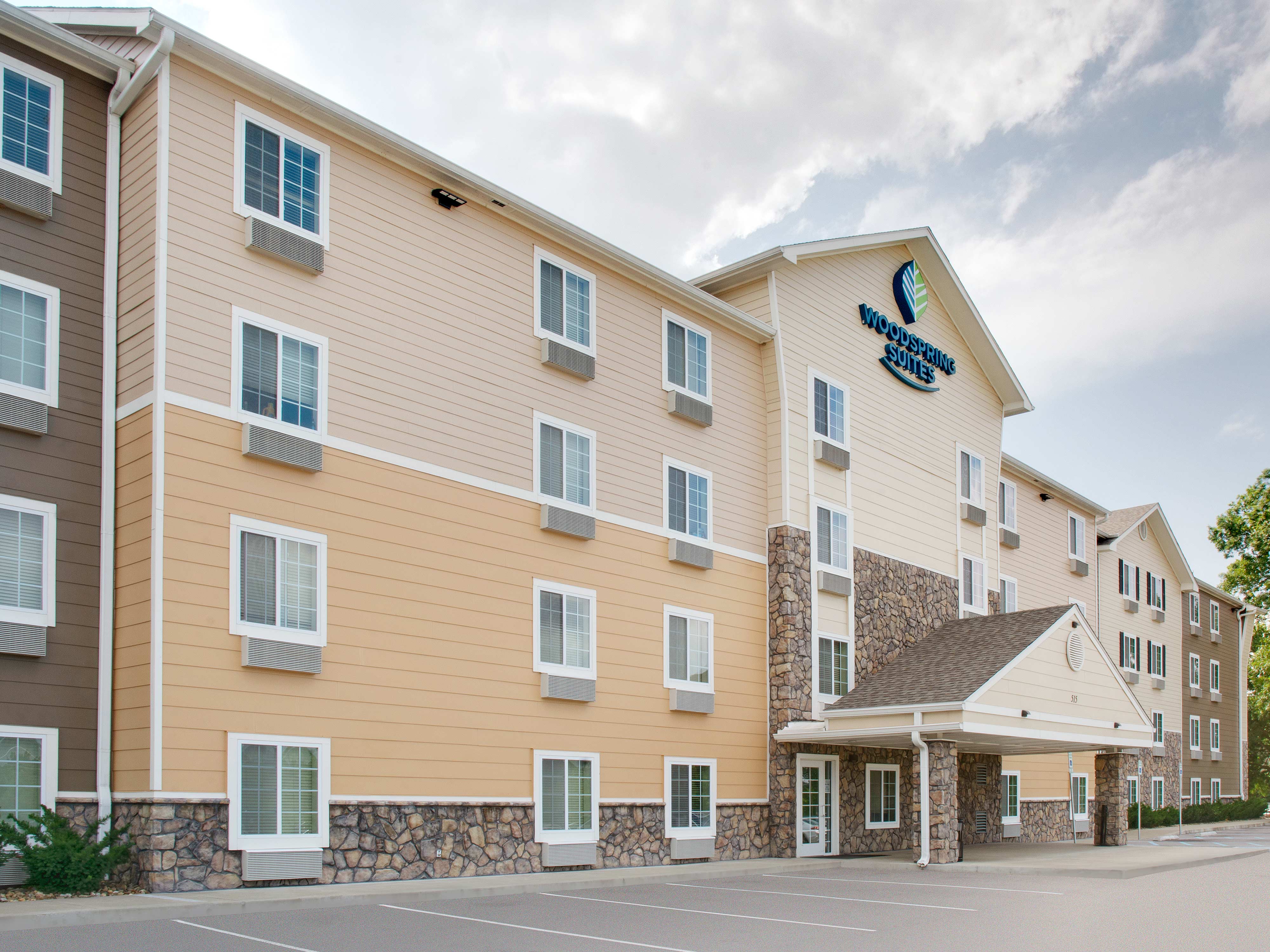 WoodSpring Suites Nashville Airport Photo