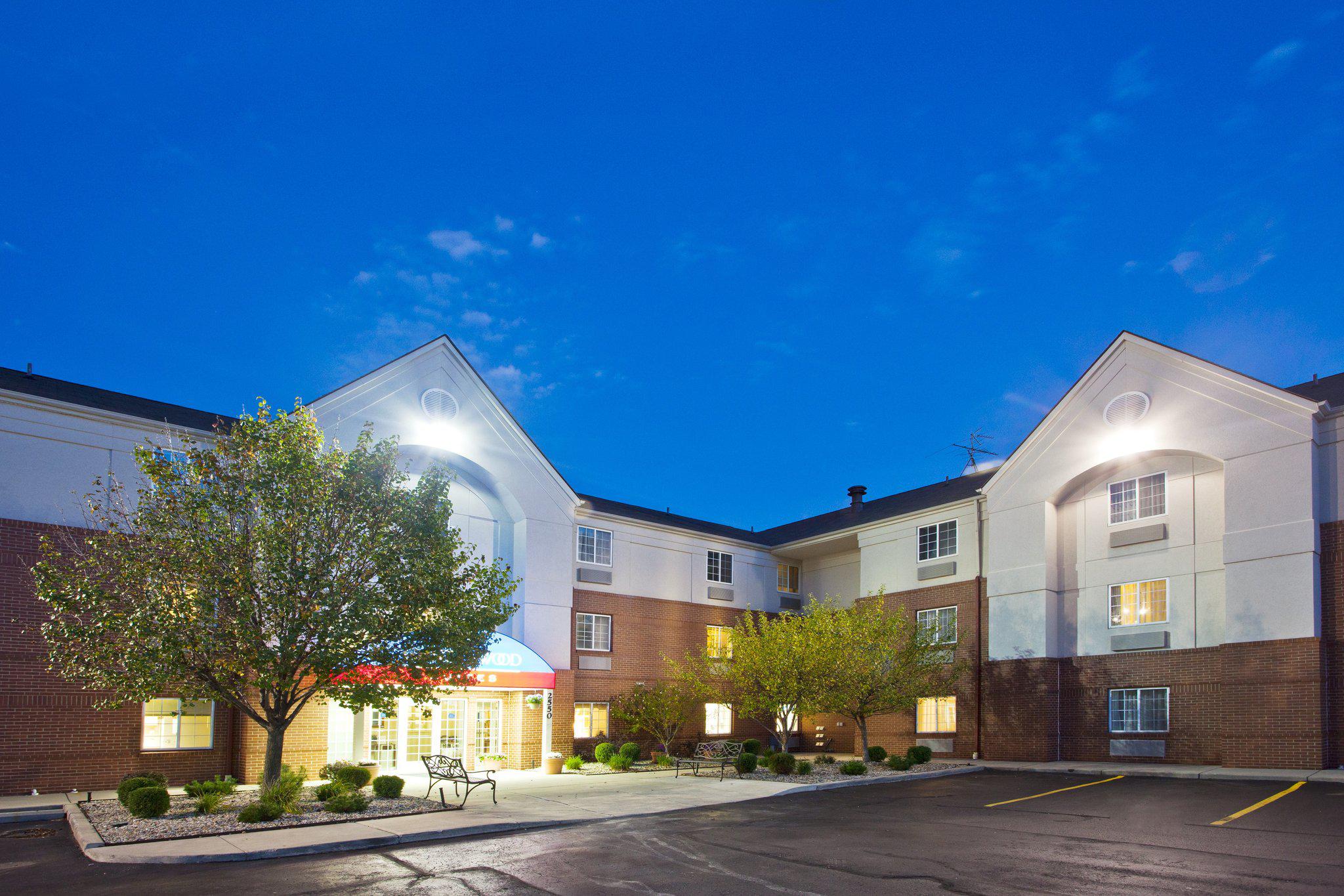 Candlewood Suites Detroit-Troy Photo