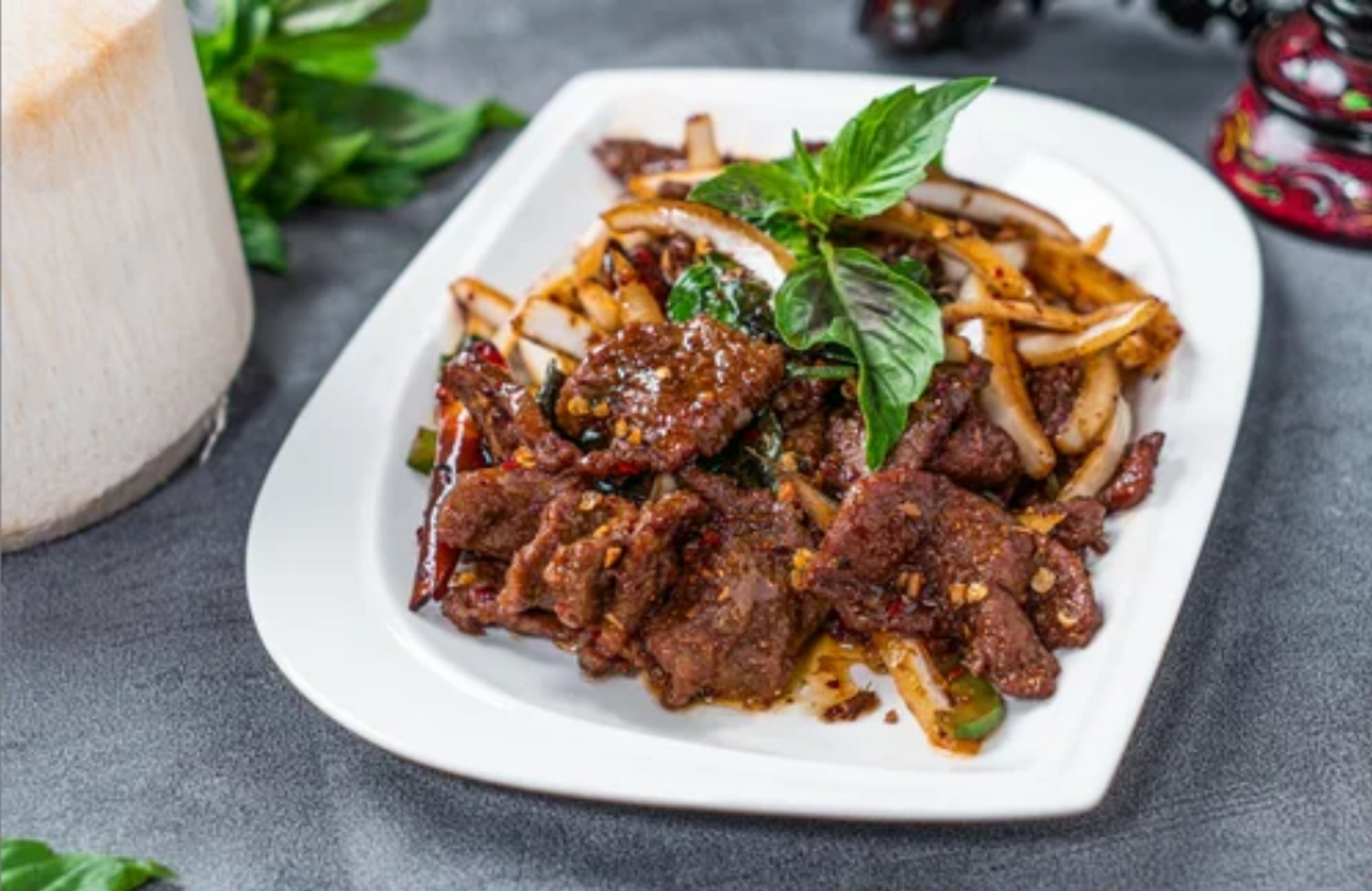 Basil & Dried Chili Beef