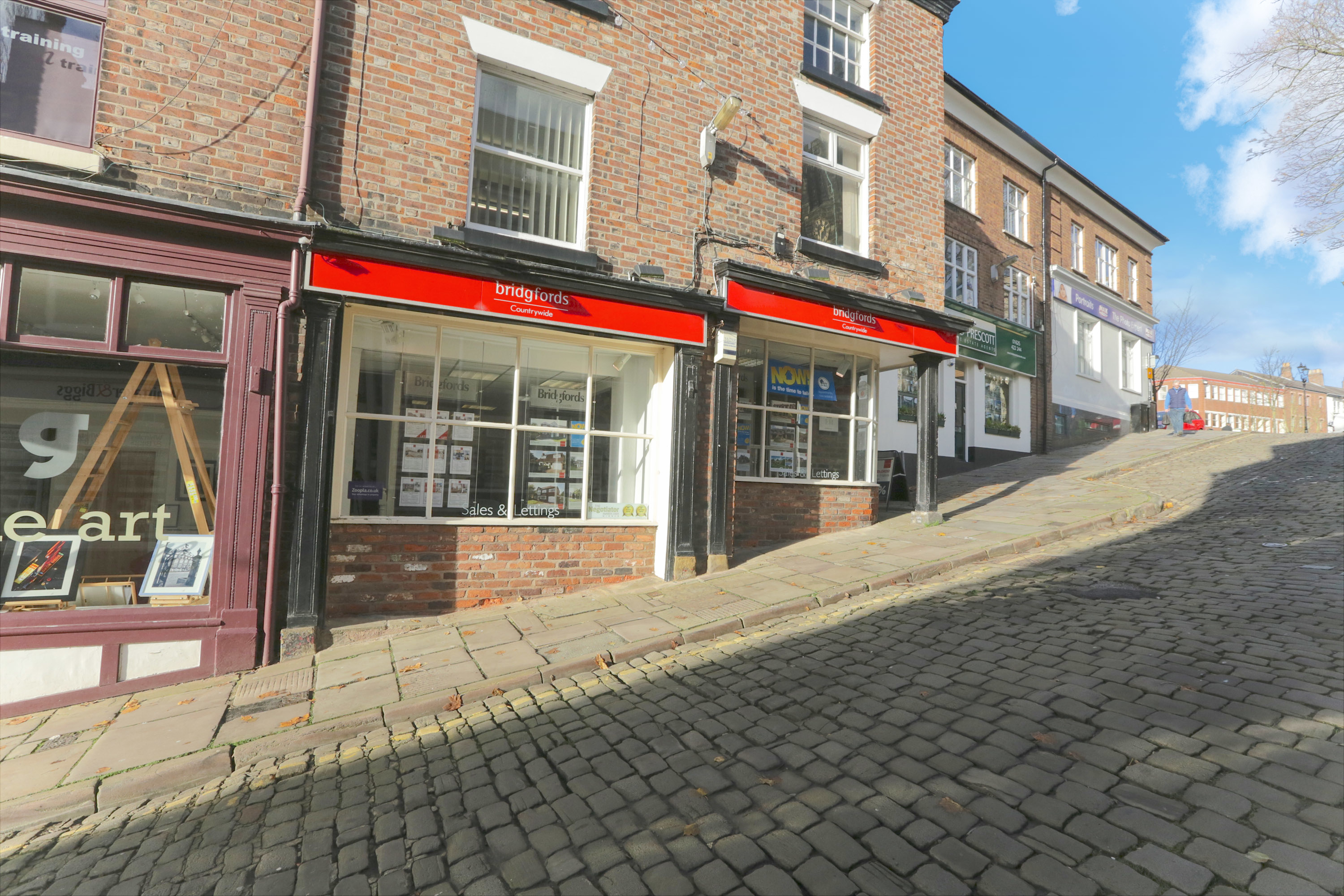 Bridgfords Estate Agents in Macclesfield SK11 6LT
