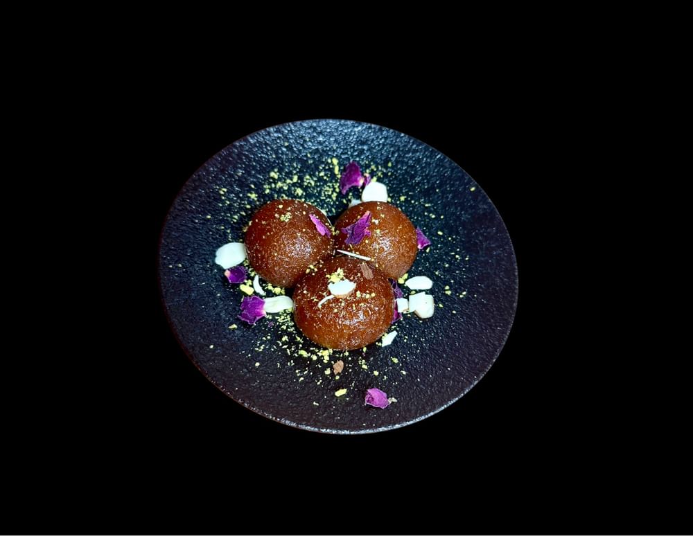 Gulab Jamun (Buy 1 Get 1)
