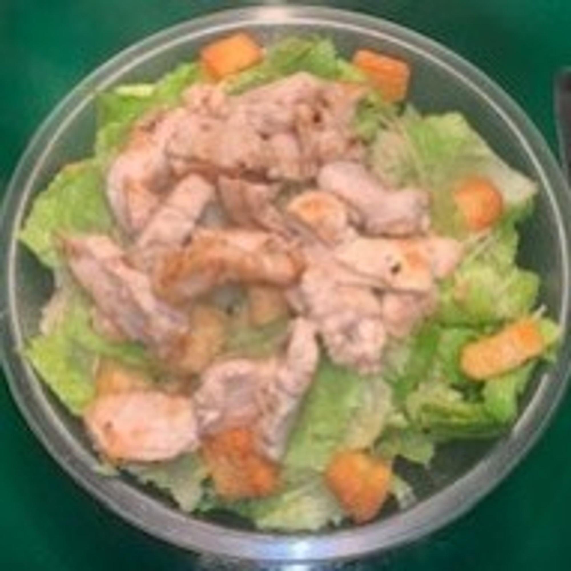 CHICKEN CEASAR SALAD
