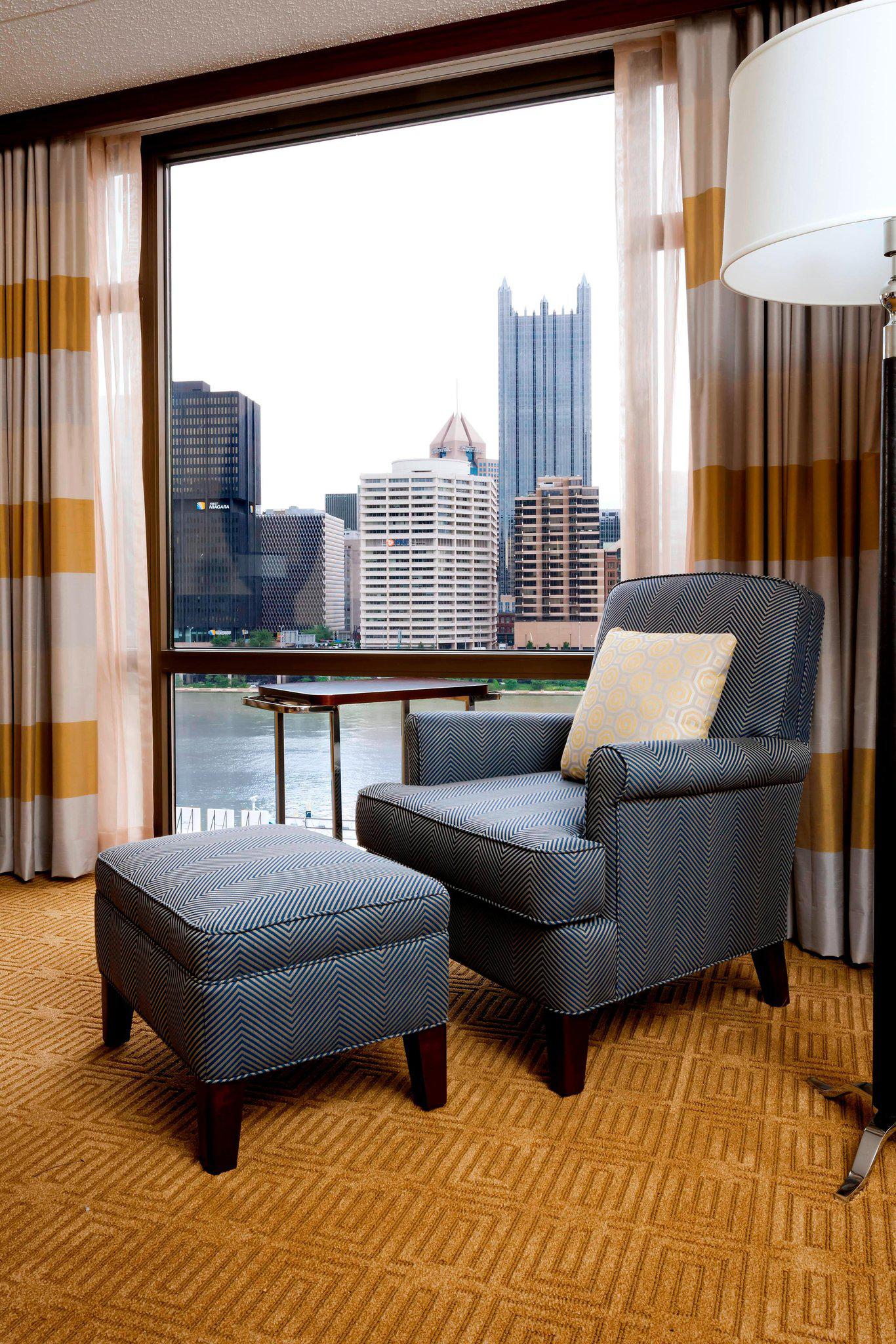 Sheraton Pittsburgh Hotel at Station Square Photo