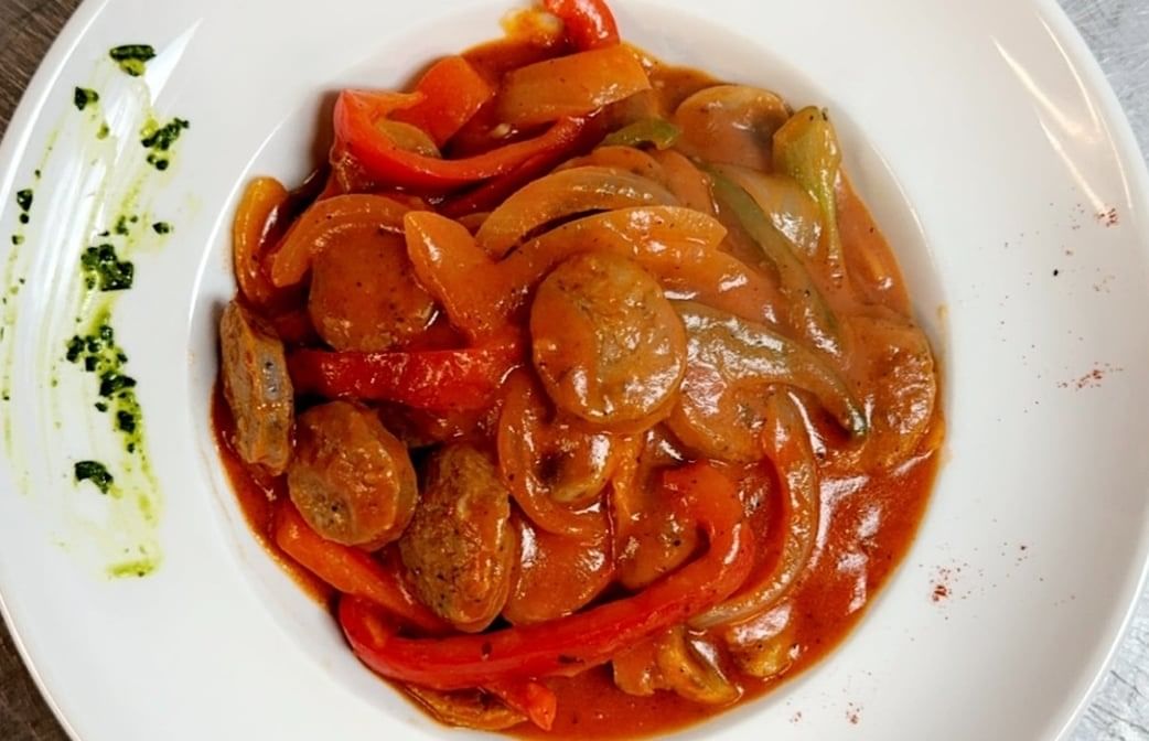 Sausage Pizziola