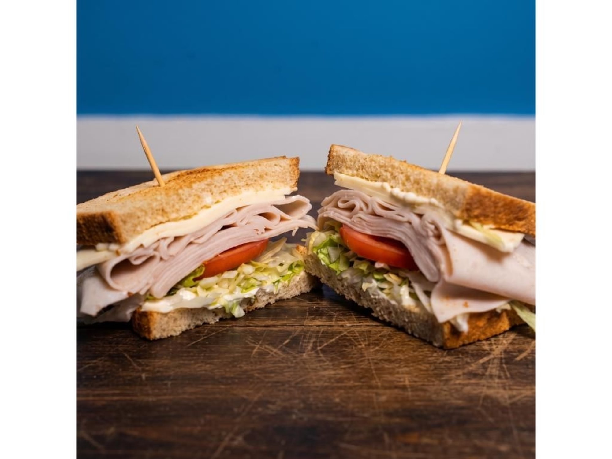 Turkey & Swiss Sandwich