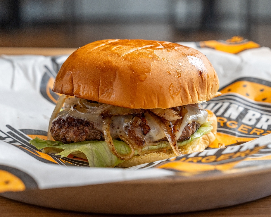 Helotes Classic Burger