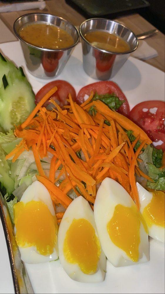 Subhannahong Salad