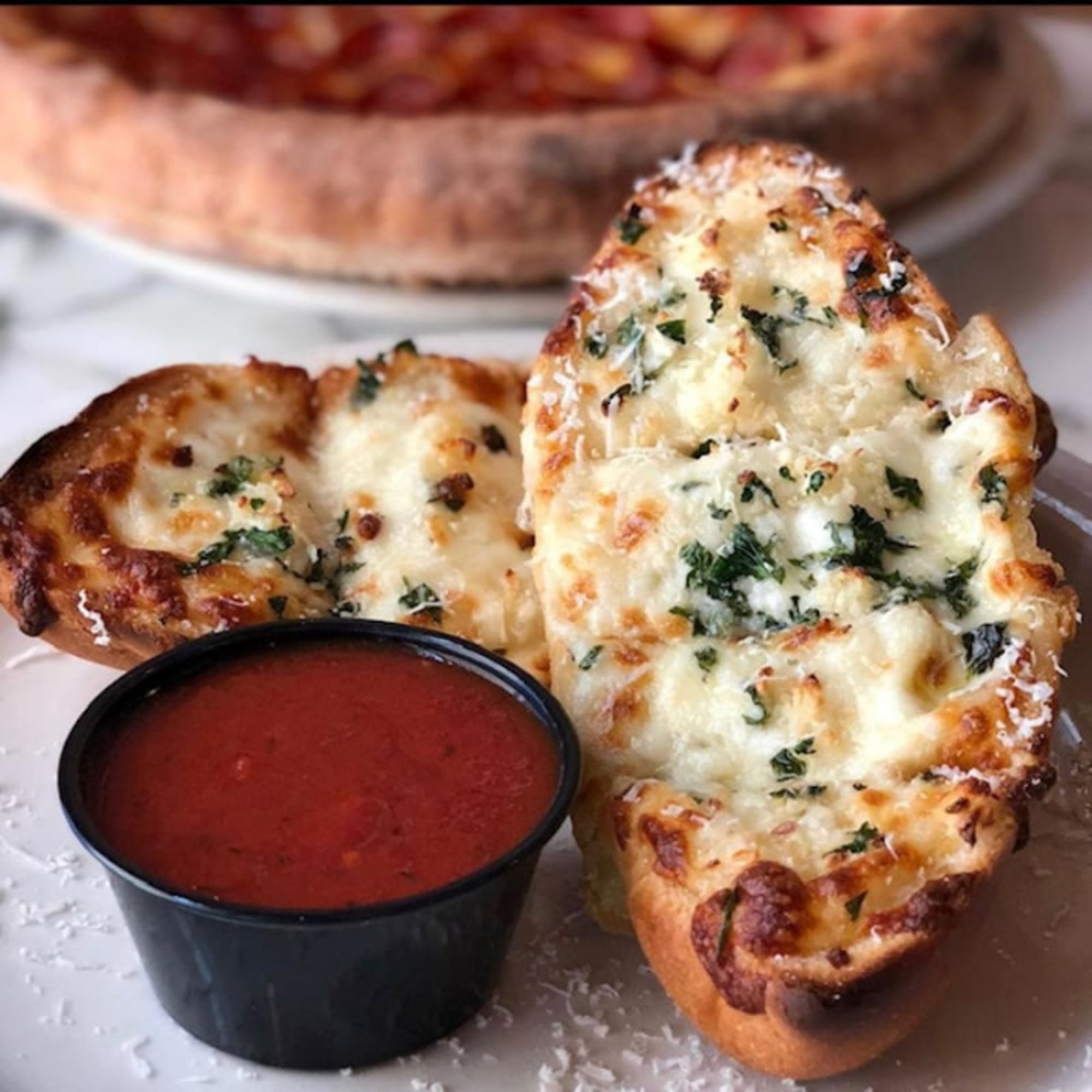Garlic Bread w/Cheese