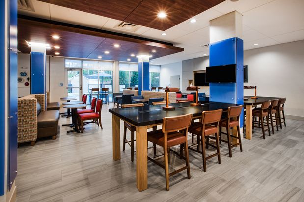 Images Holiday Inn Express & Suites Jasper