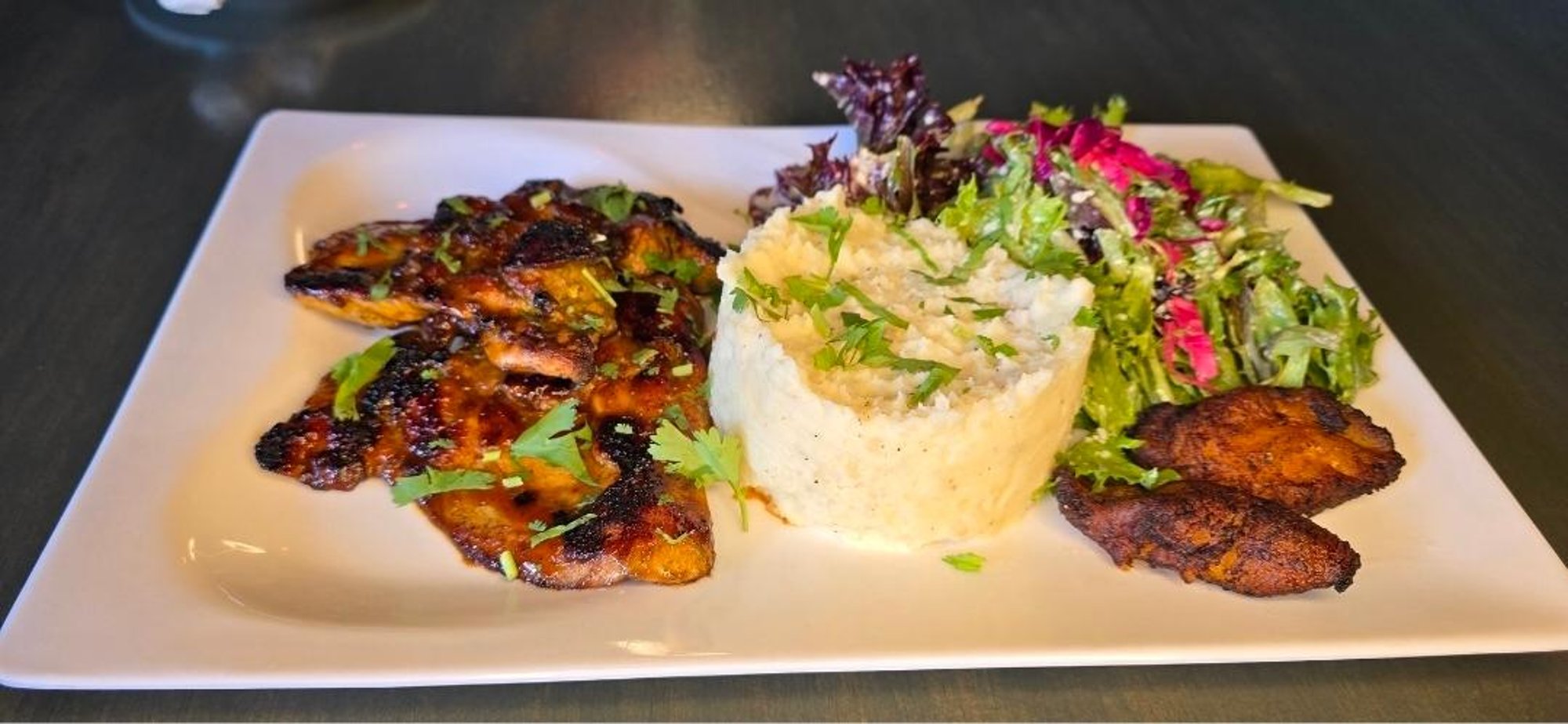 MANGO CHIPOTLE BBQ CHICKEN DINNER