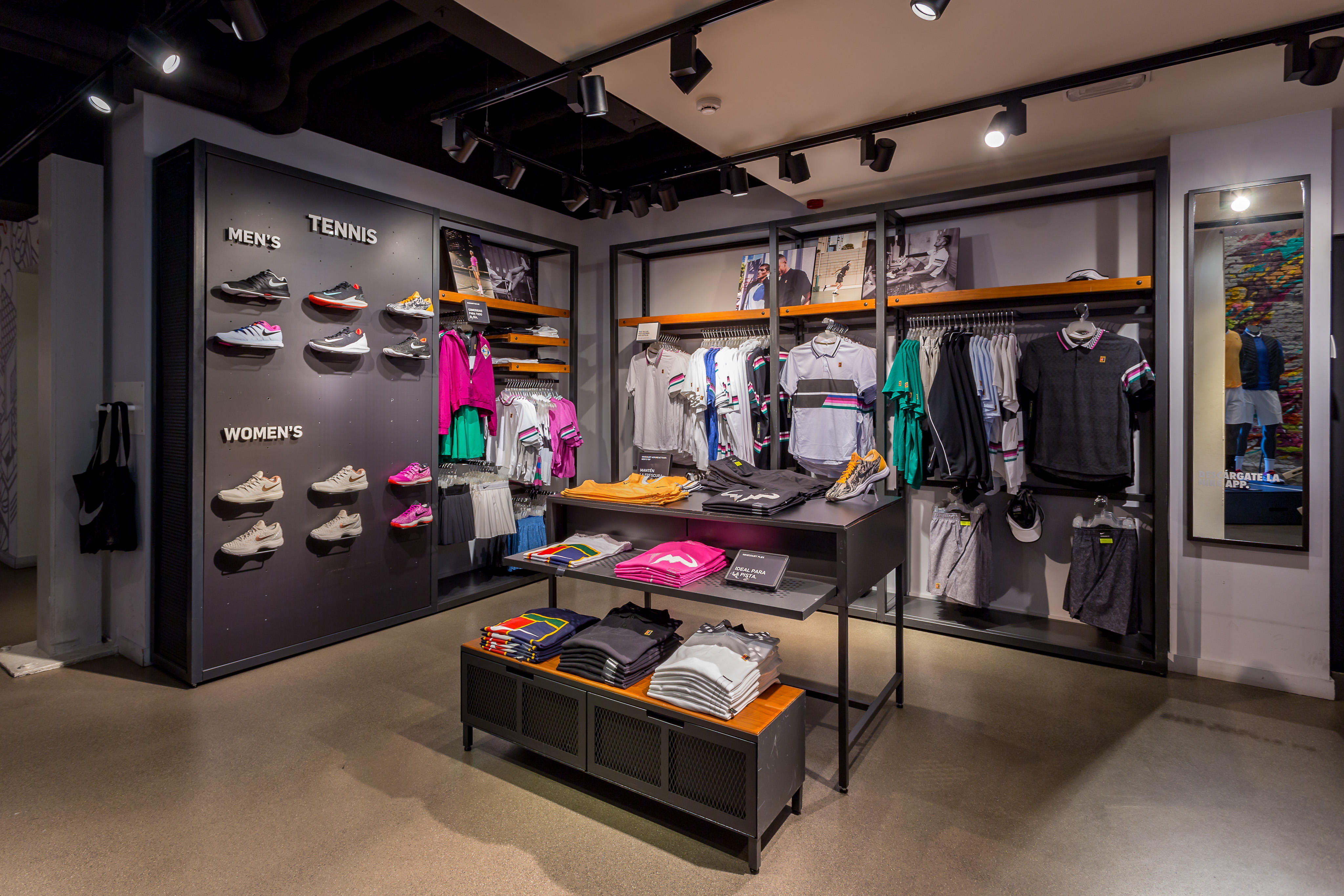 Images Nike Store Serrano