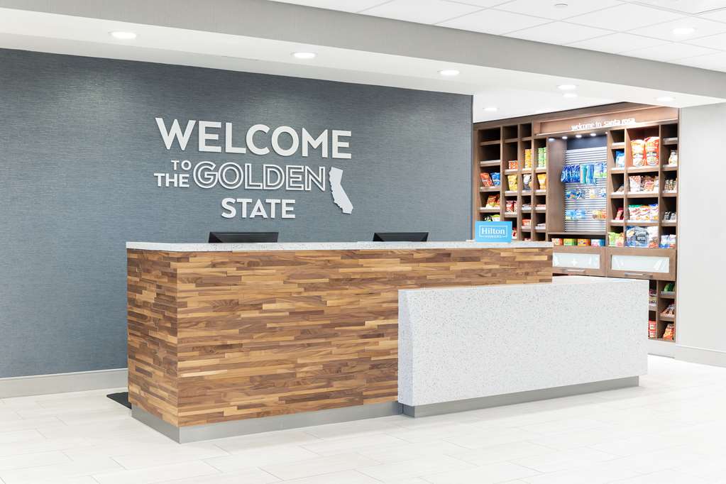 Hampton Inn & Suites Santa Rosa Sonoma Wine Country Image