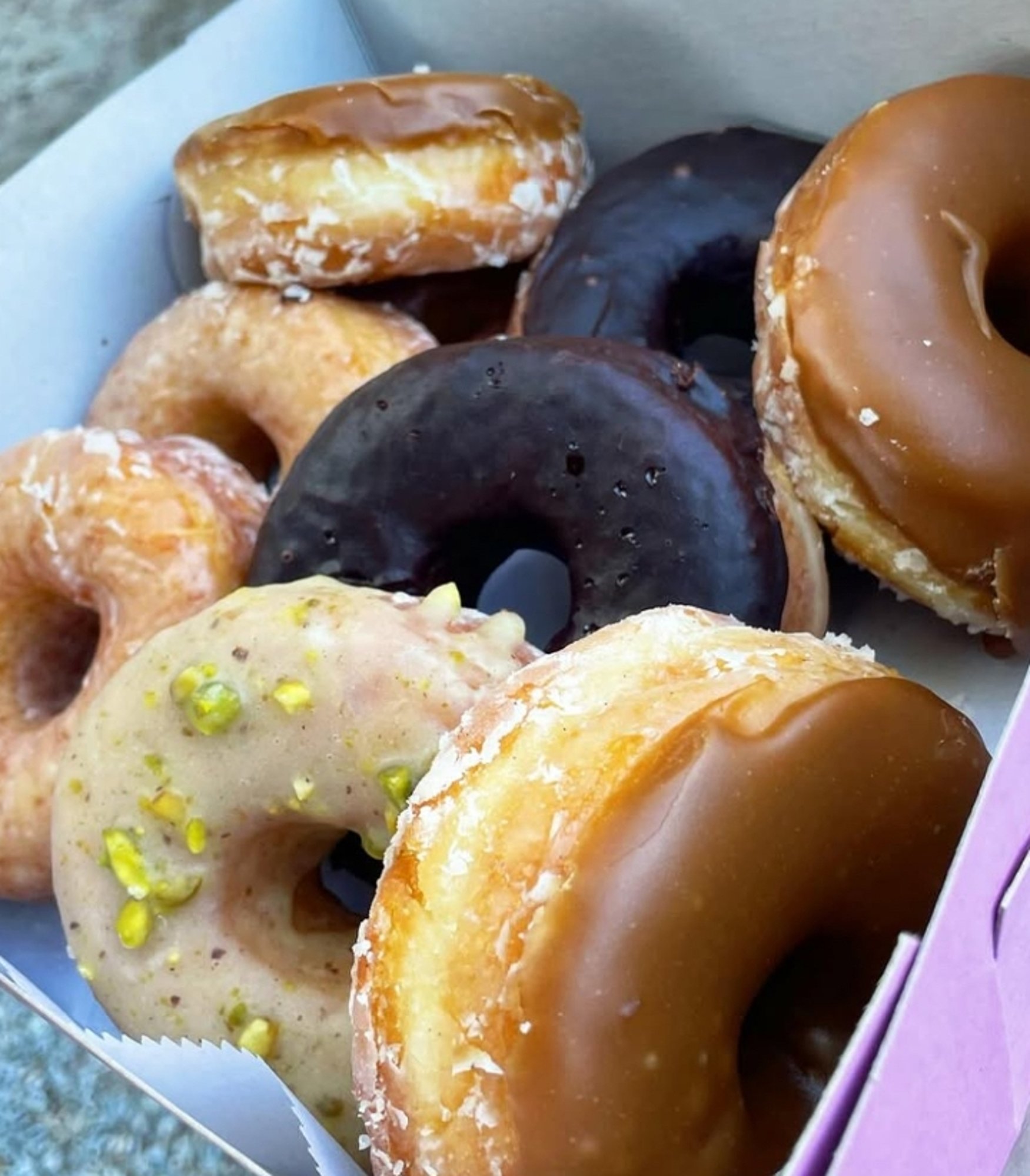 Mixed Box of Doughnuts (4 Piece)