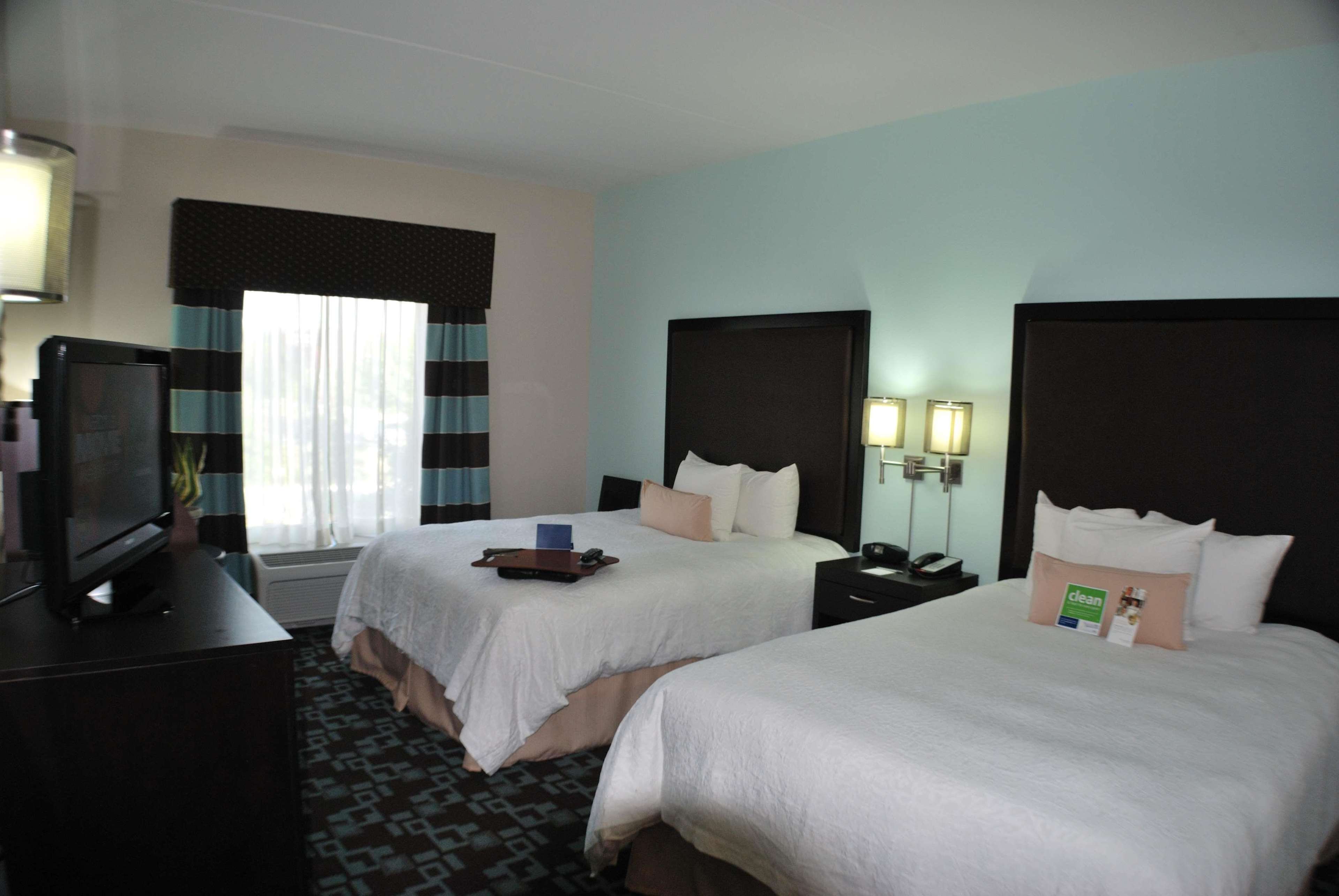 Hampton Inn & Suites Nashville @ Opryland Photo