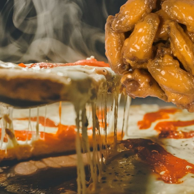 Large Cheese Pizza & 10 Wings
