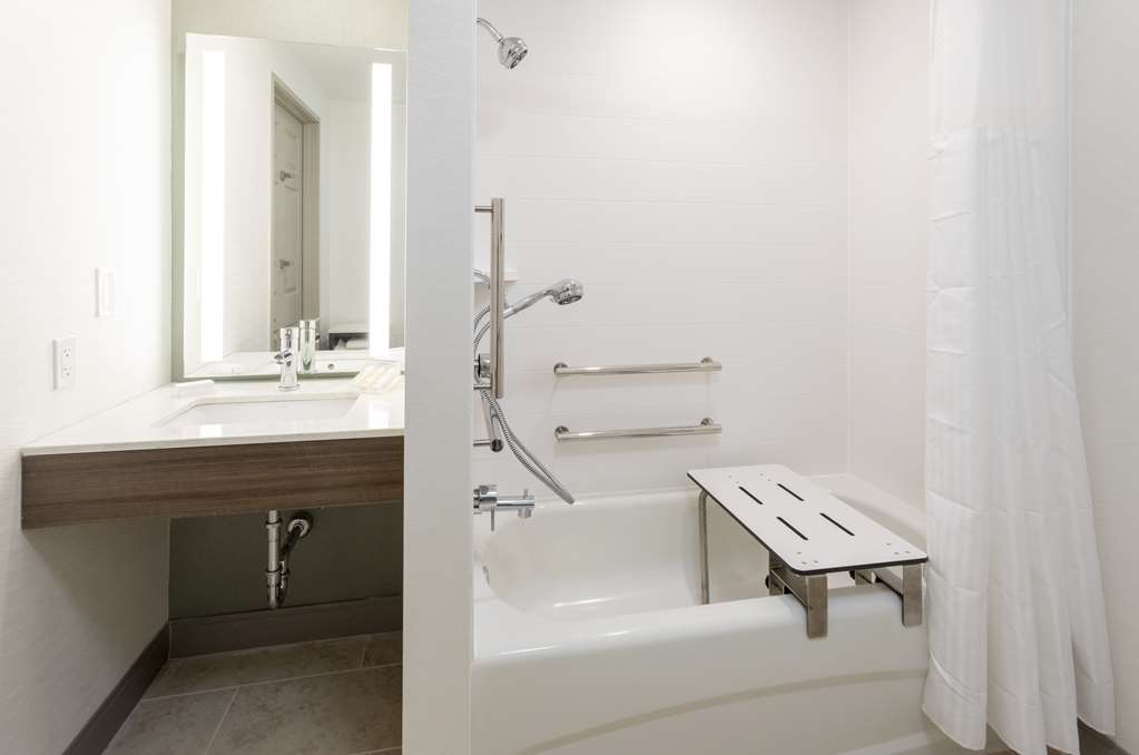 Hilton Garden Inn Minneapolis St. Paul-Shoreview Image