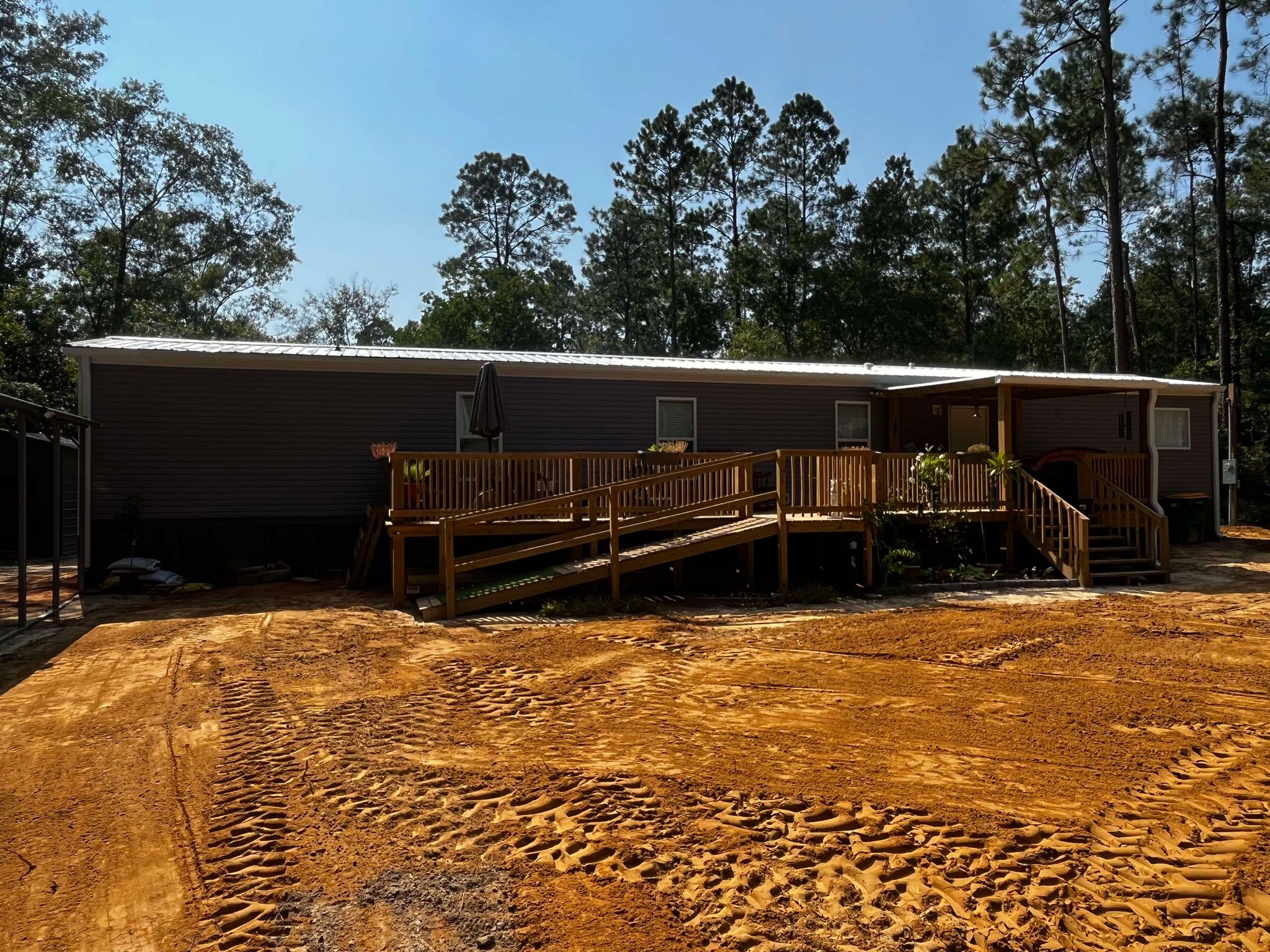 Southern Gutters LLC Image