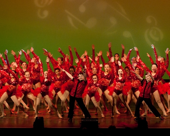 Center Stage Dance, Theatre, Music and Gymnastics Complex Photo