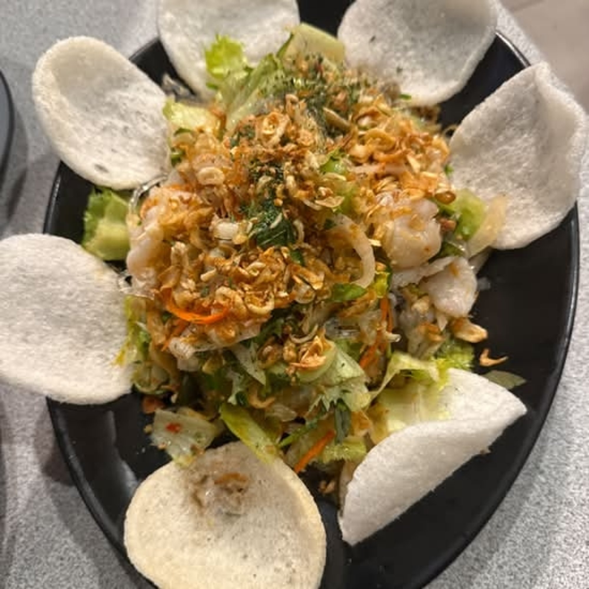 Gỏi cá (fish salad)