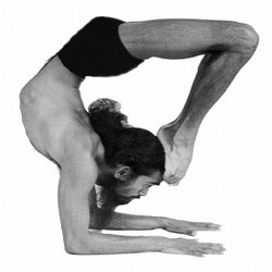 Yogi Hari's Ashram - Sampoorna Yoga