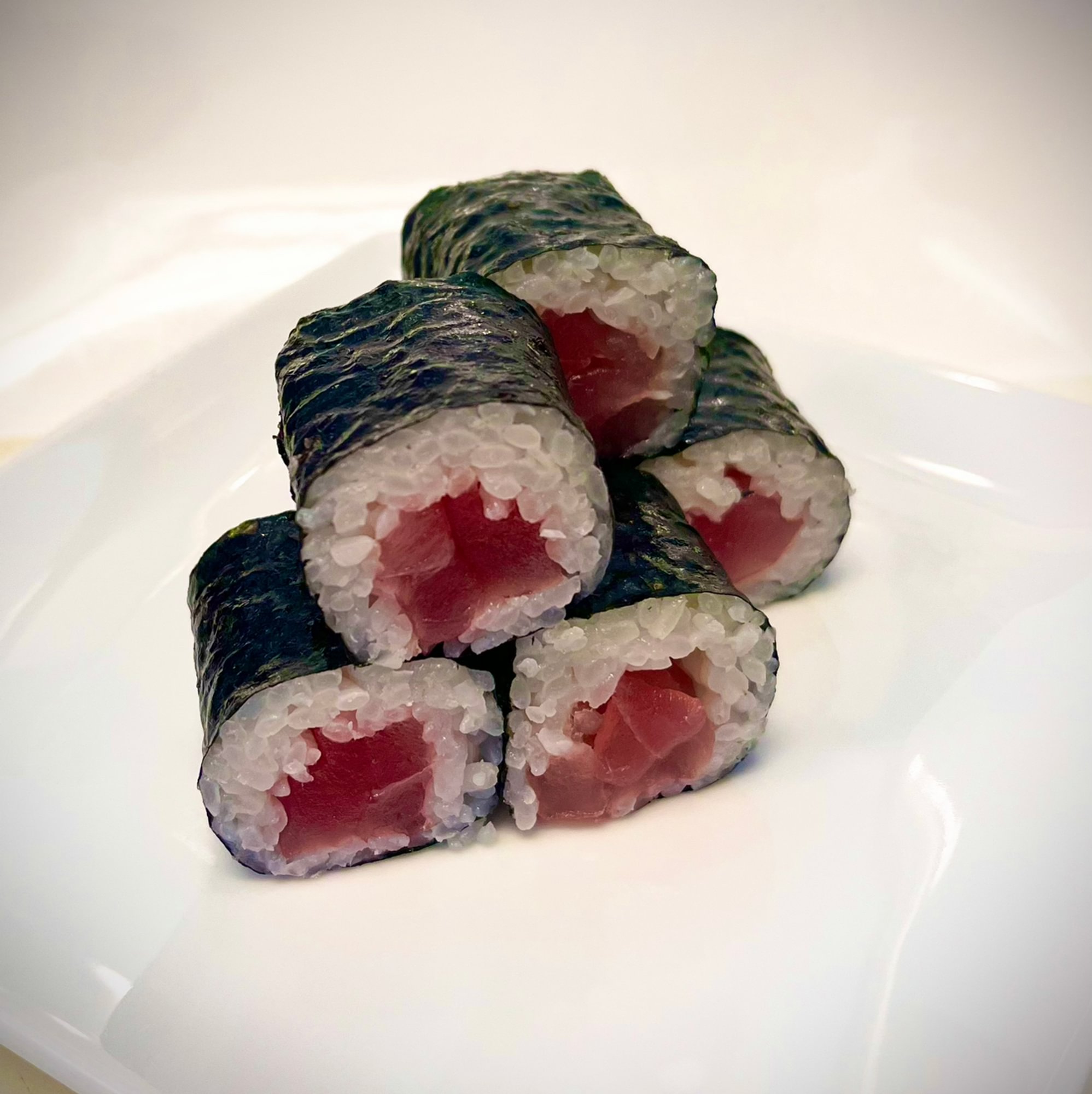 Tuna Roll/Tekka Maki (6 Pieces)