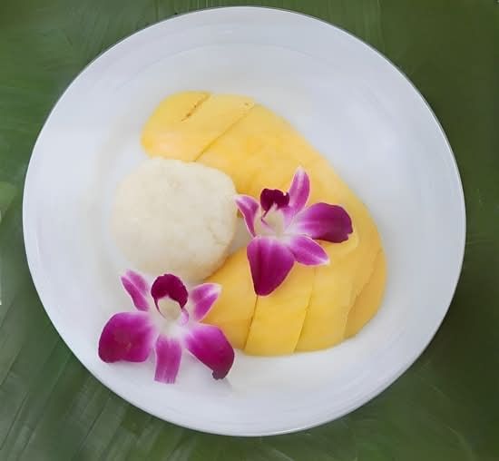 Mango with Sticky Rice