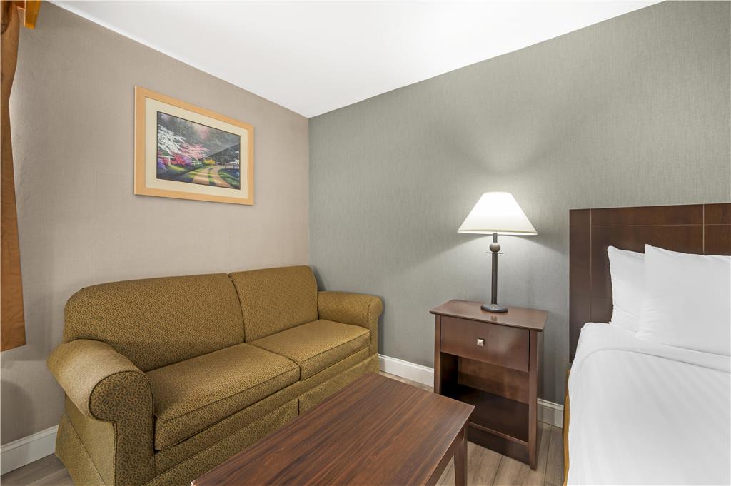 Best Western Manassas Image