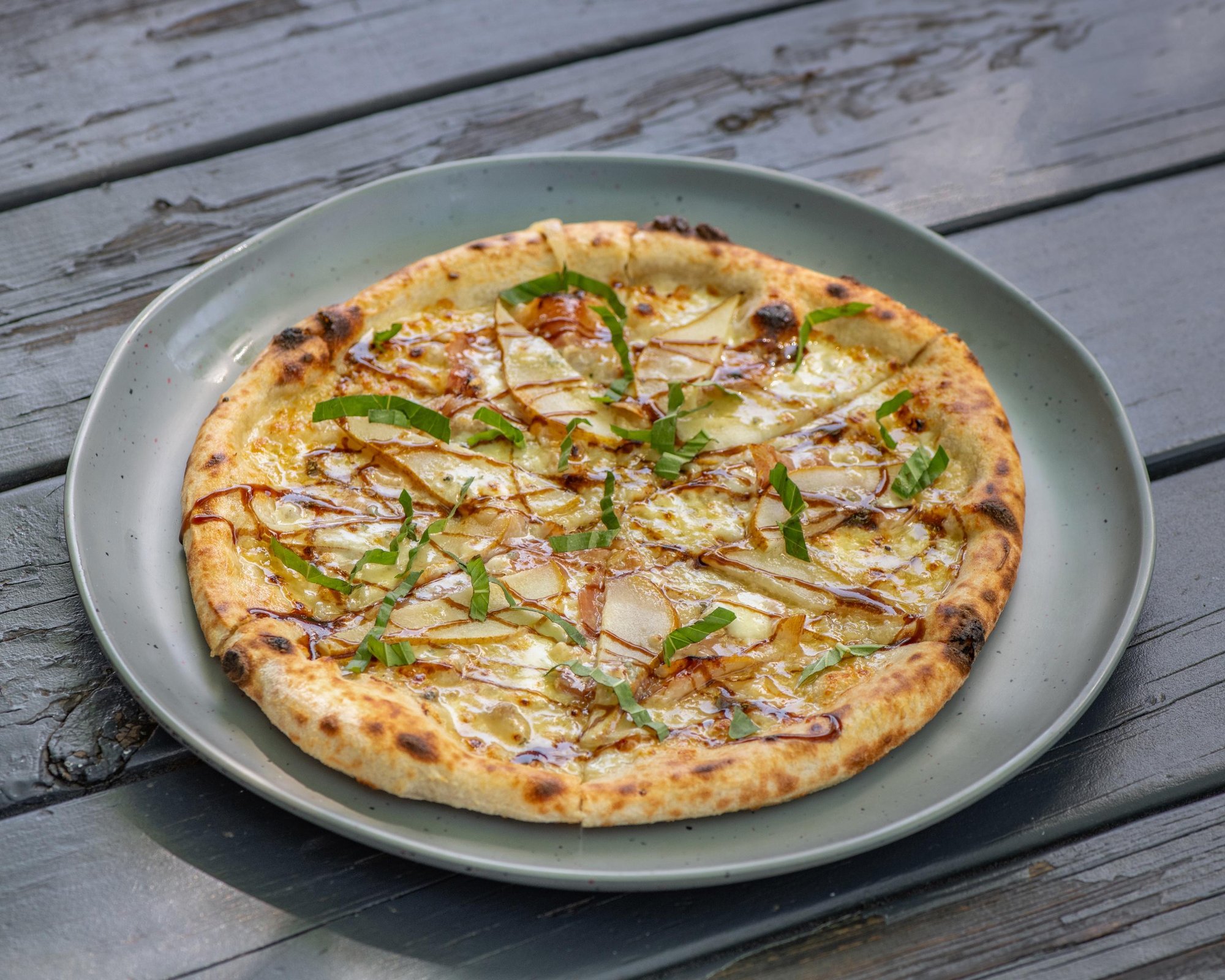 Pear & Bleu Pizza