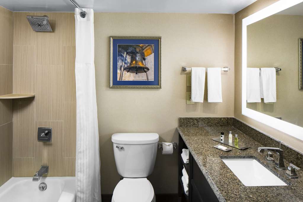 Desmond Hotel Malvern, a DoubleTree by Hilton Image