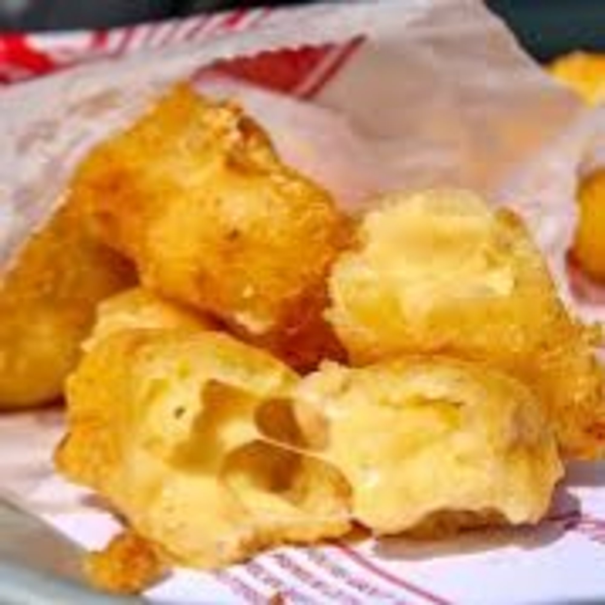 Smoked Gouda Mac & Cheese BItes