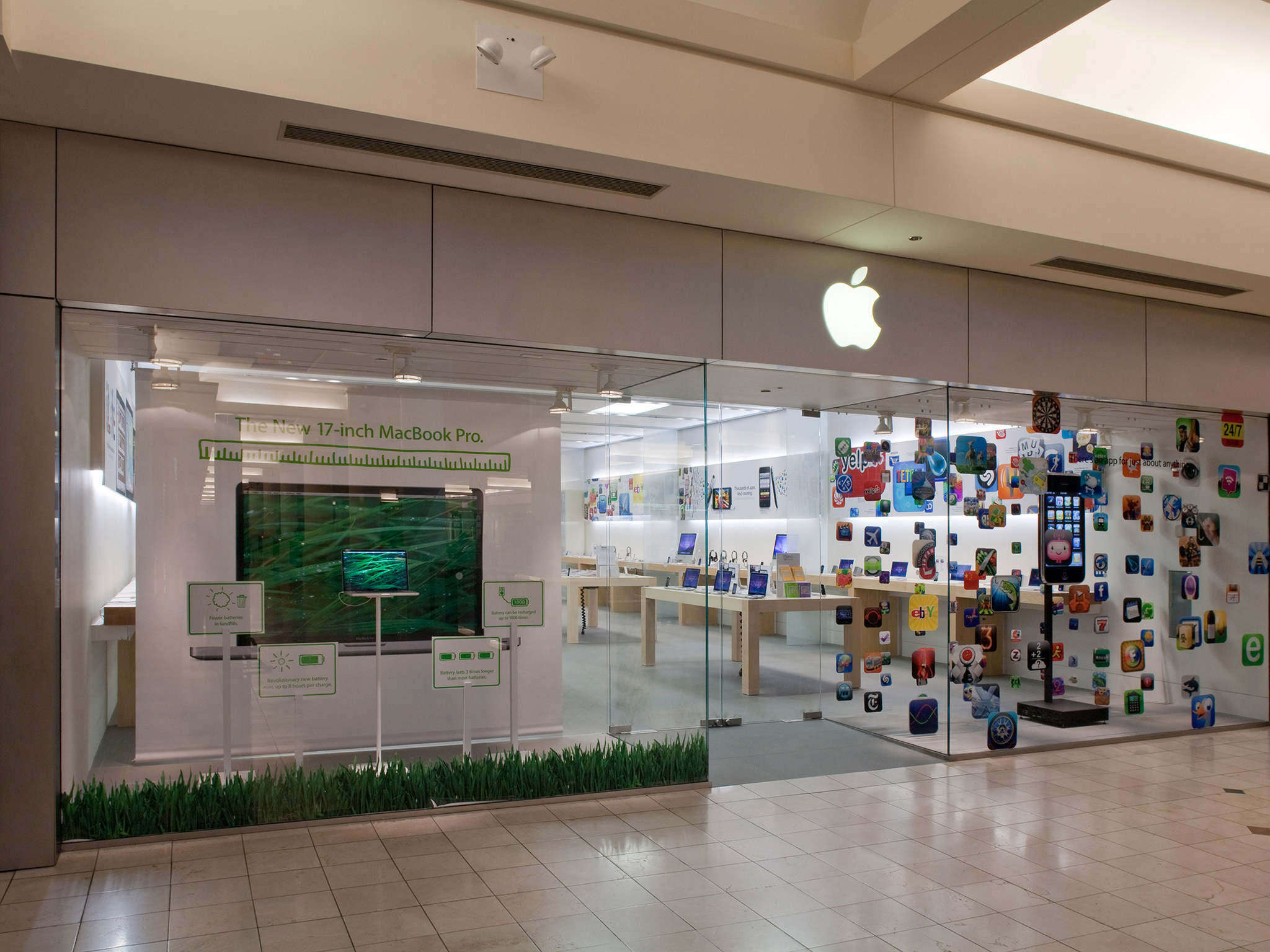 Apple Montgomery Mall in Bethesda, MD (301) 6349...