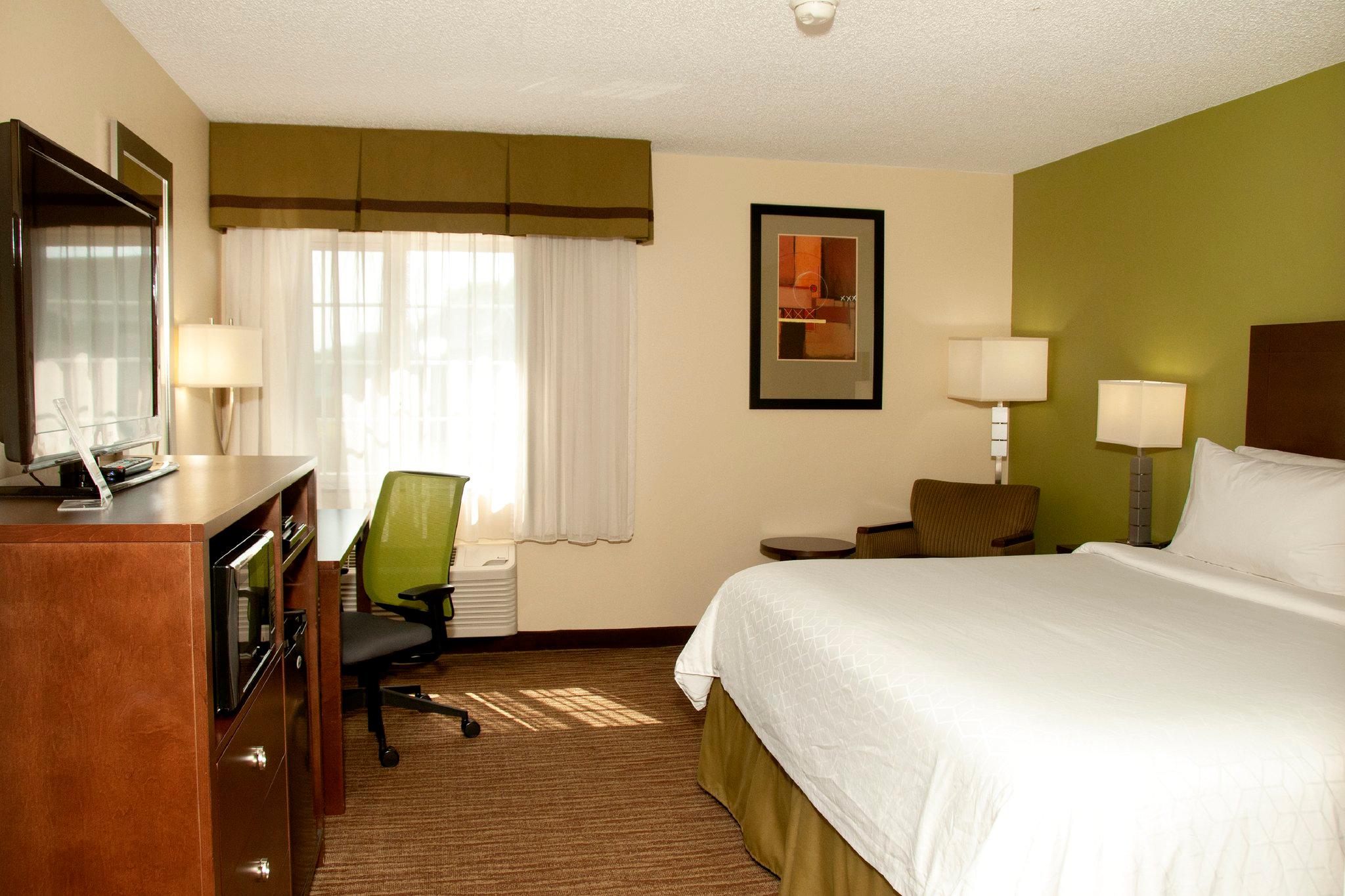 Holiday Inn Express Bowling Green Photo