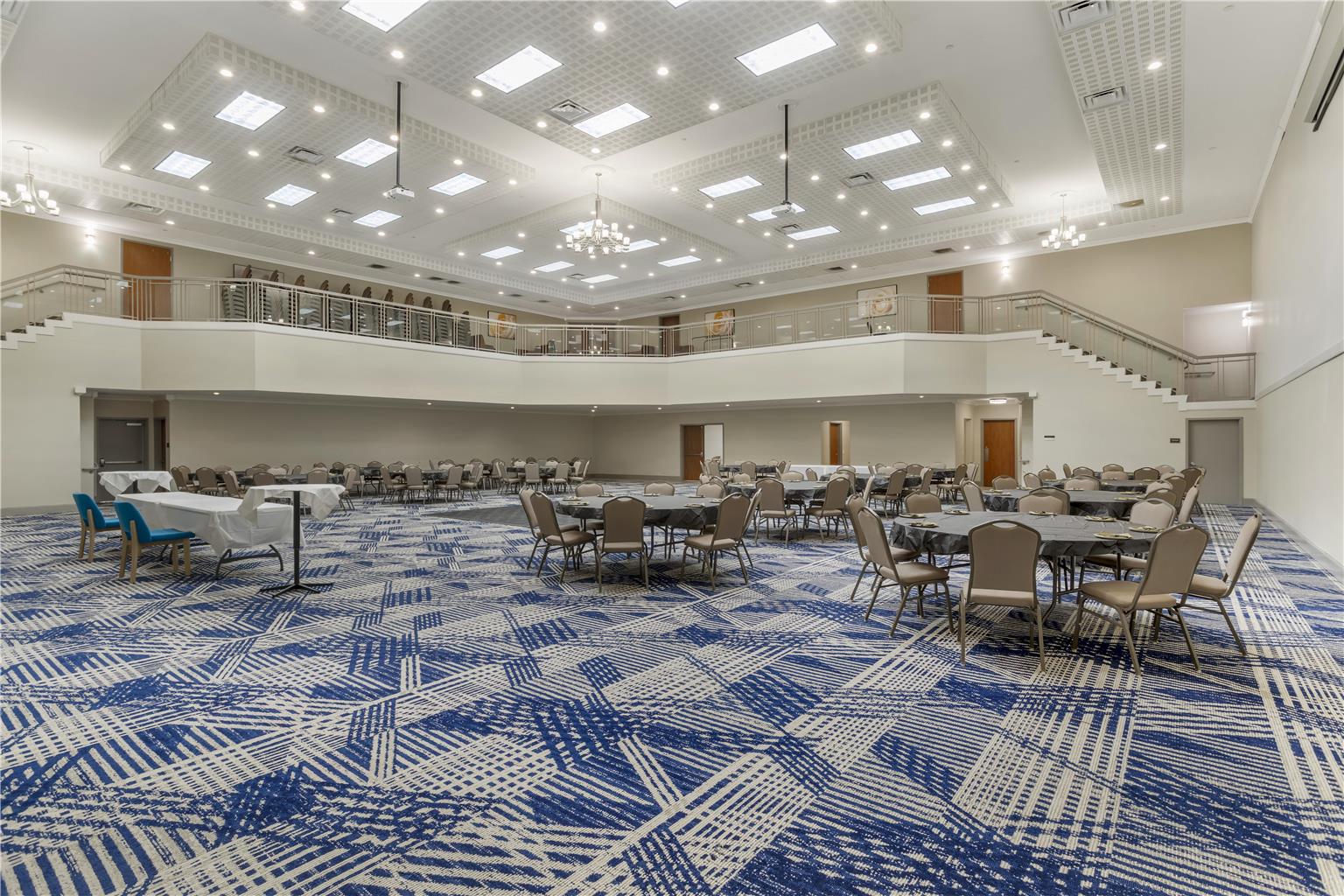 Best Western Plus Rose City Conference Center Inn Image