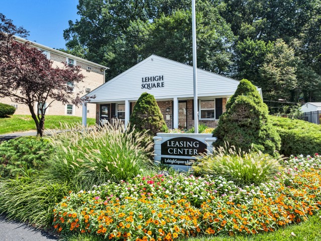 Lehigh Square Apartment Homes Photo