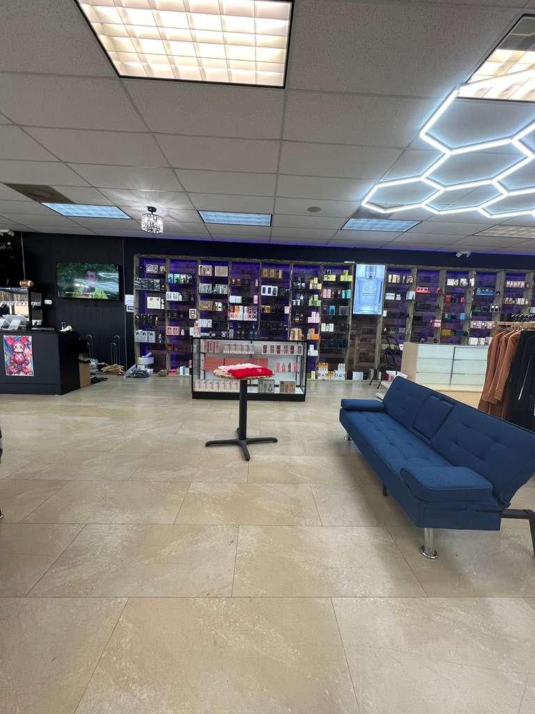 LGND Clothing & Perfumes Image