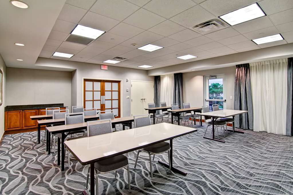 Homewood Suites by Hilton Bentonville-Rogers Image