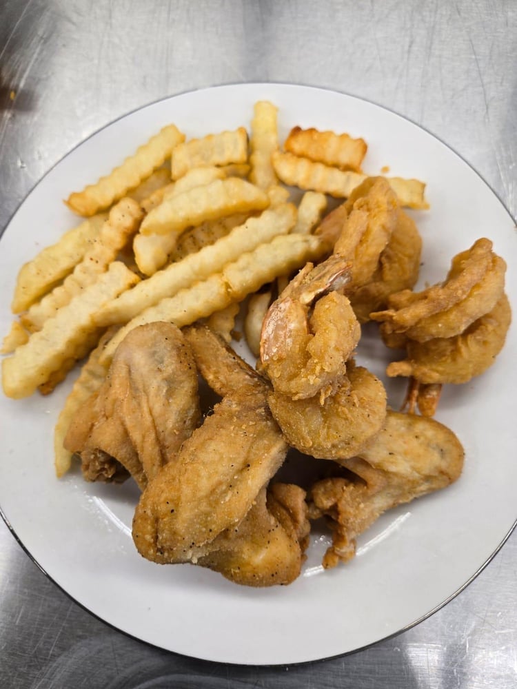 Combo - 3 Wings, 1 Fish