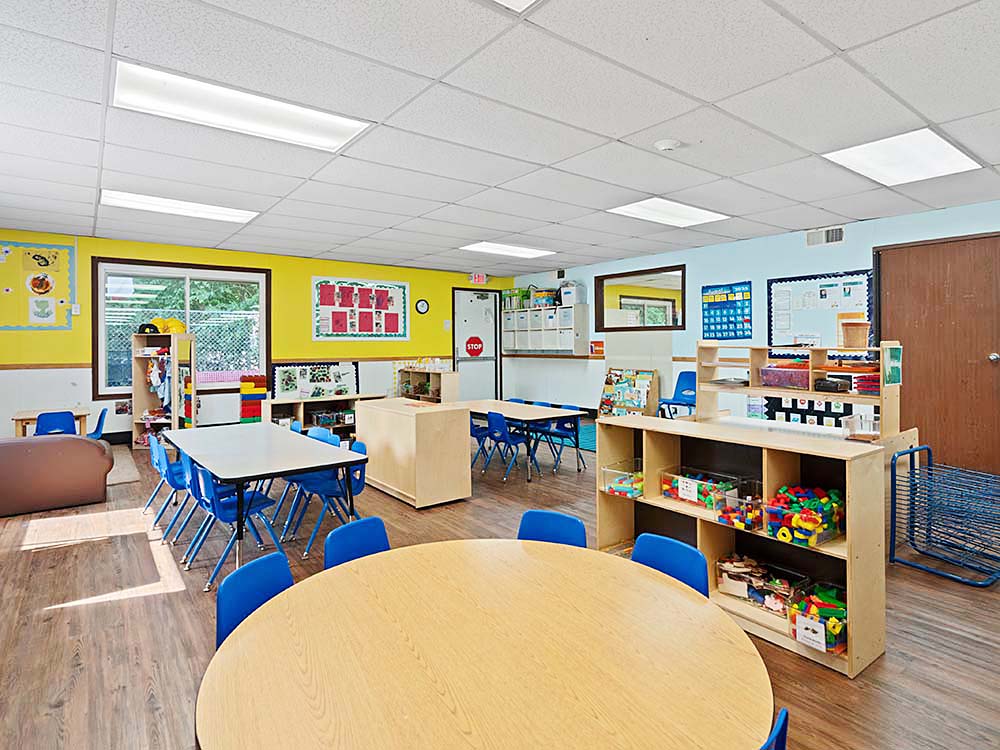 Skyrise School on Country Woods Drive Image